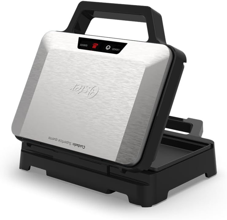 Oster Sanduicheira Elétrica Inox, 1000W, OSAN500, 127V