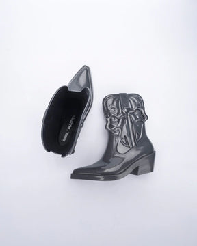 Melissa Texas + Maldito Paris